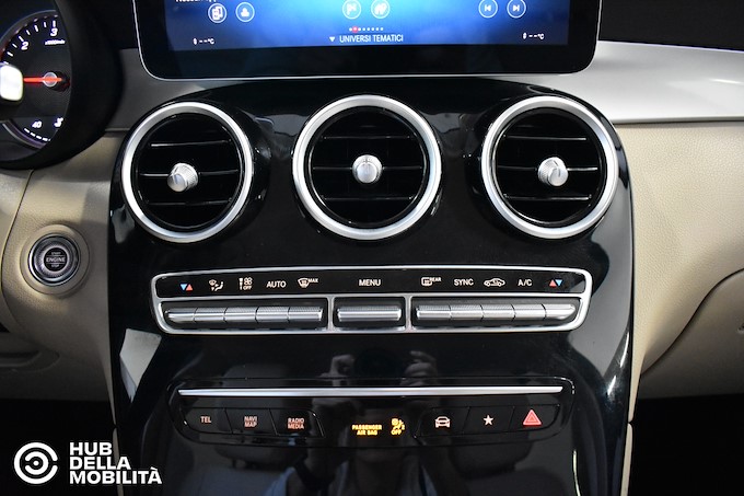 MERCEDES-BENZ GLC 200 d 4Matic Sport